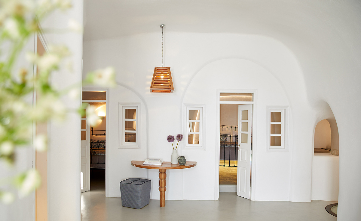La Perla Santorini, Greece, room
