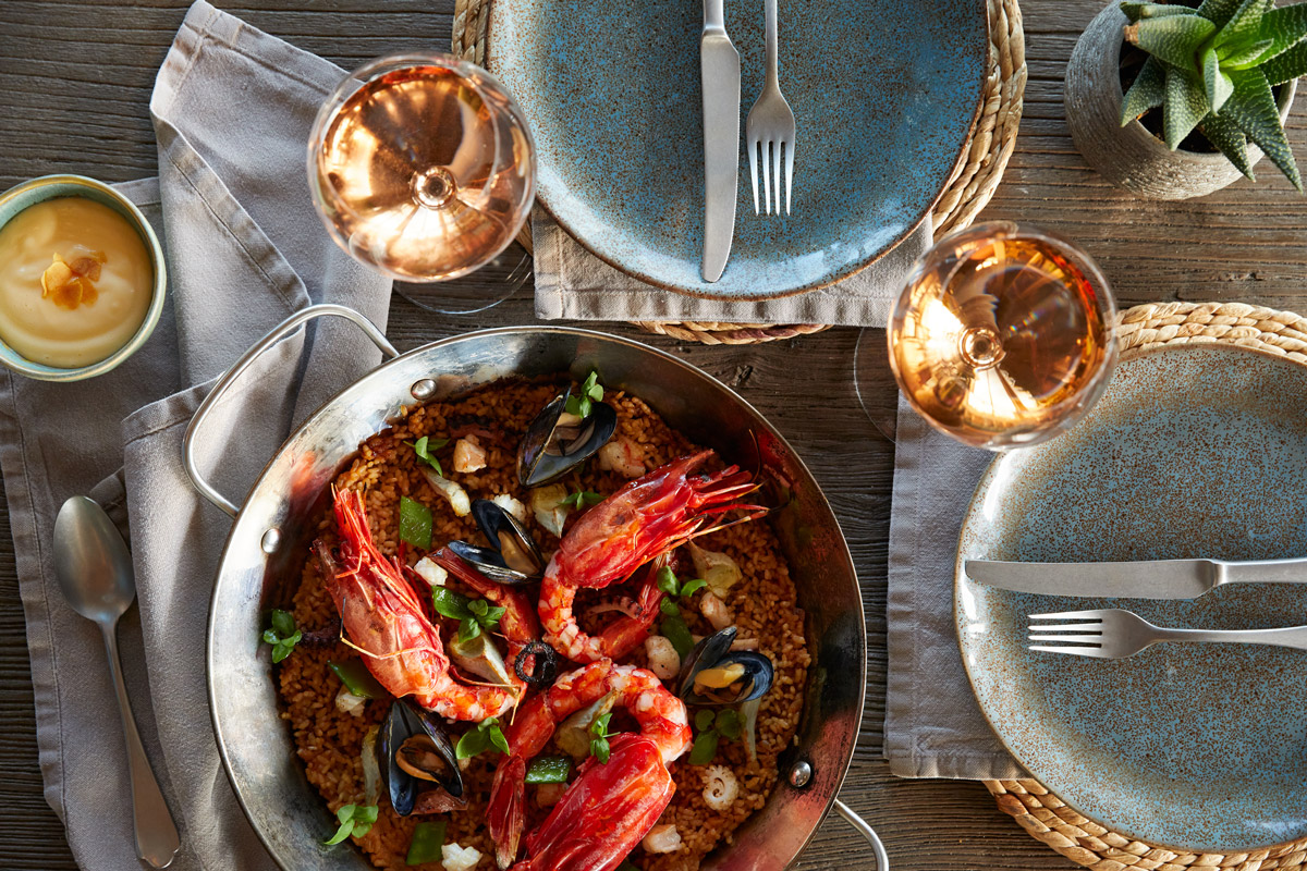 Porto Sani El Puerto, dish paella, prawns
