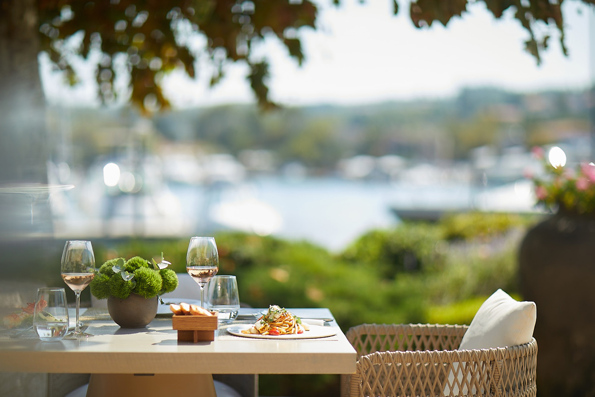 Sani Asterias Over Water Restaurant, table