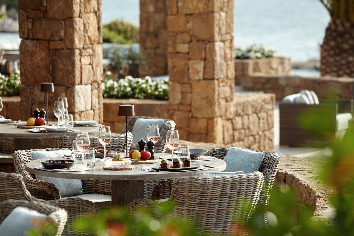 Sani Club Cabana, table set