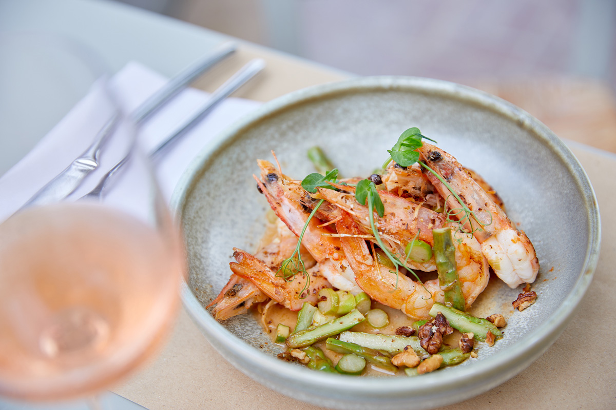 Sani Marina Ergon Deli, dish grilled prawns , rose 