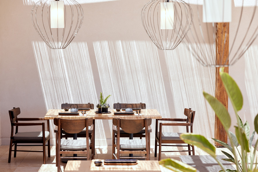 Elissa Rhodes, Asian restaurant, veranda 