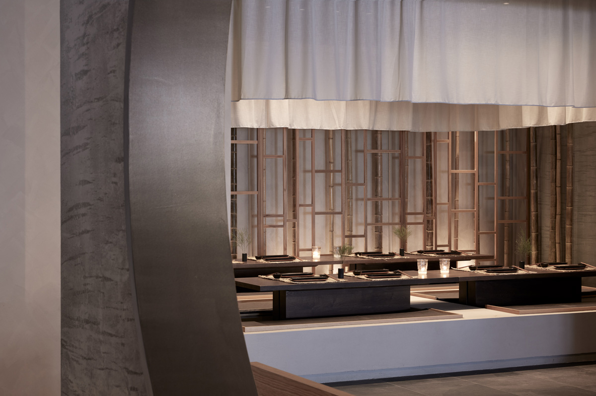 Elissa Rhodes, Asian restaurant, interior