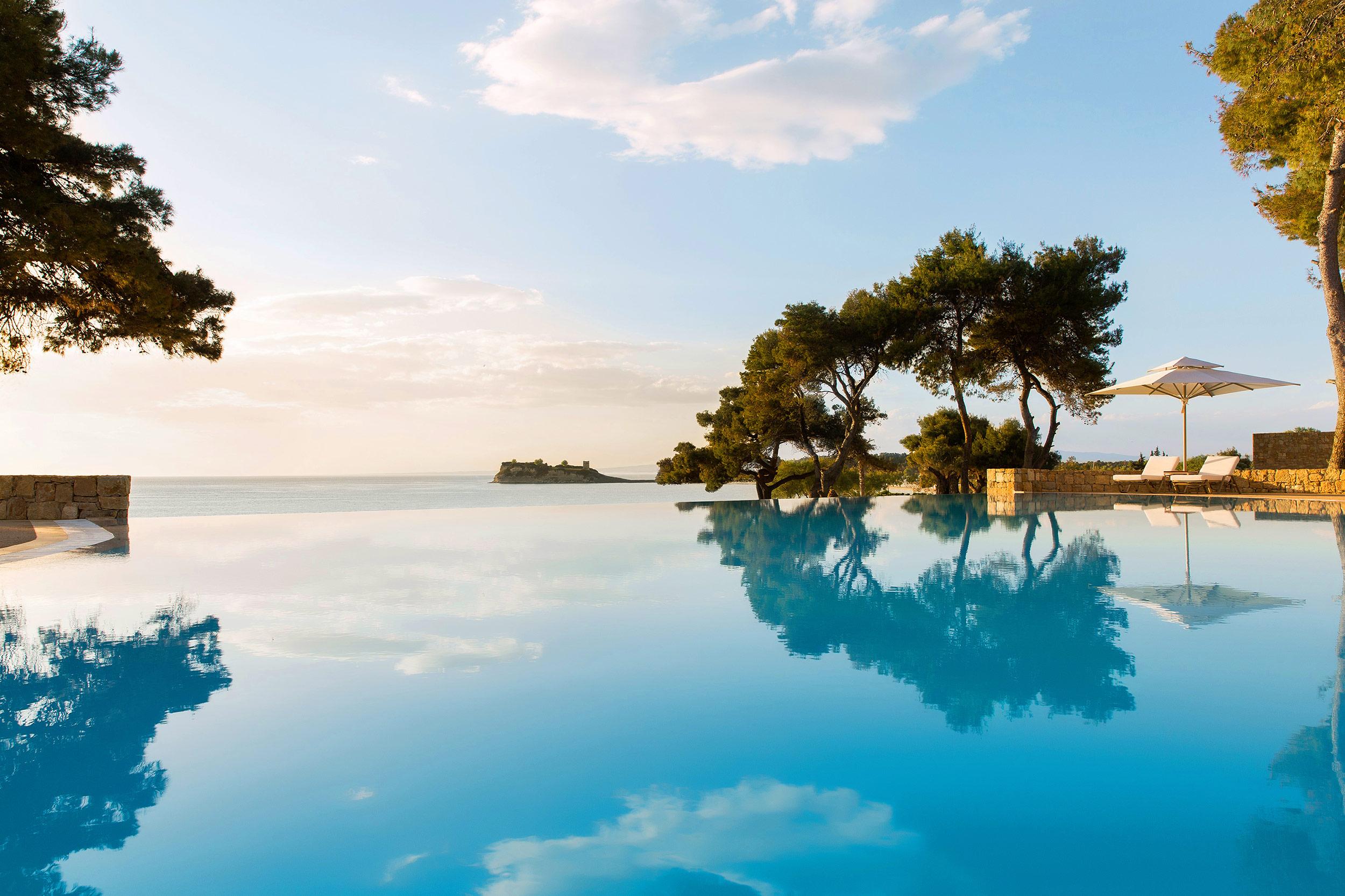 Sani Club pool