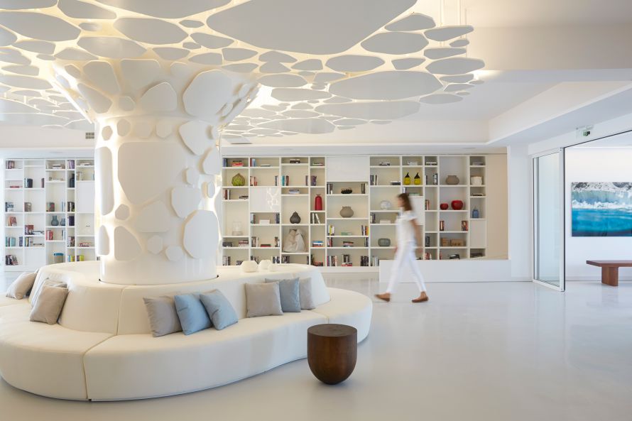 Nikki beach Porto Heli, lobby