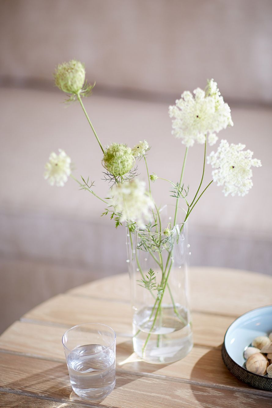 Elivi Skiathos, room detail, villa, table with flowers,