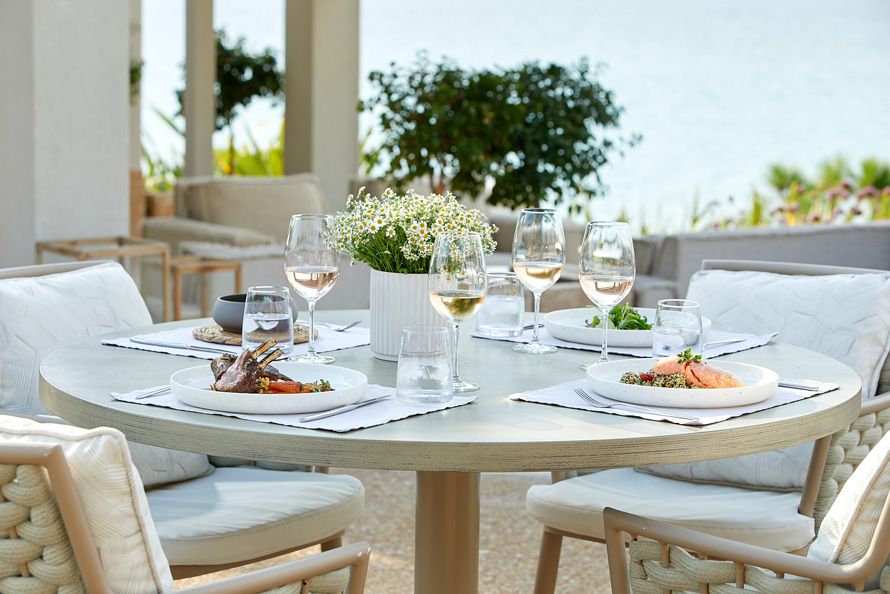 Sani Club Lounge, table set