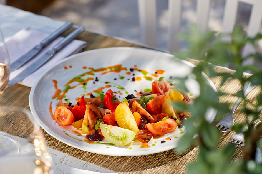Sani Marina Tomata, dish tomato salad