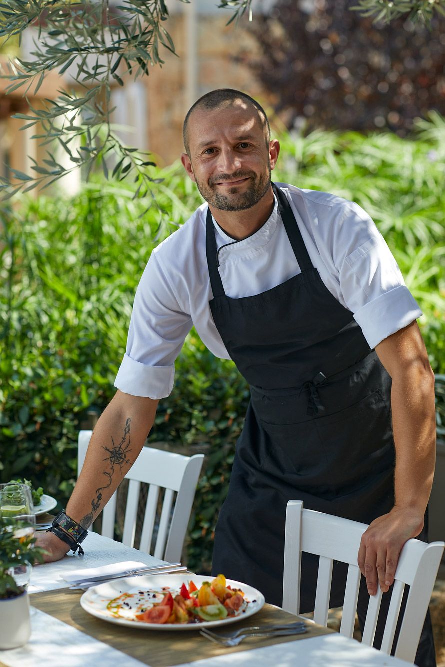Sani Marina Tomata, chef portrait 