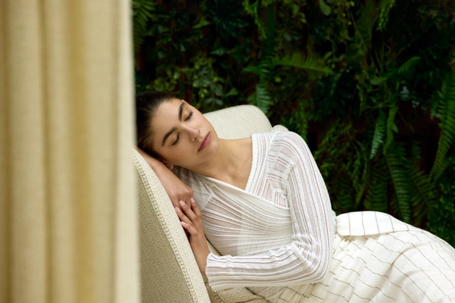 Kepos Daios Cove woman white dress relax